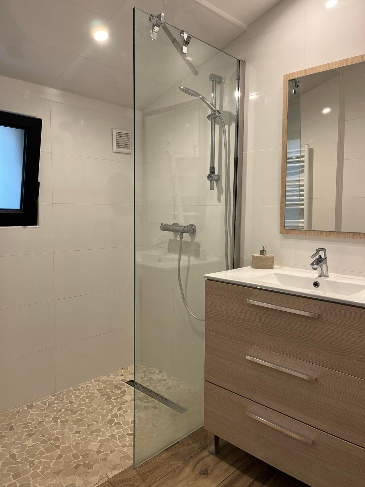Chambre Independante Avec Jardin - 100M De La Mer Langrune-sur-Mer Ngoại thất bức ảnh